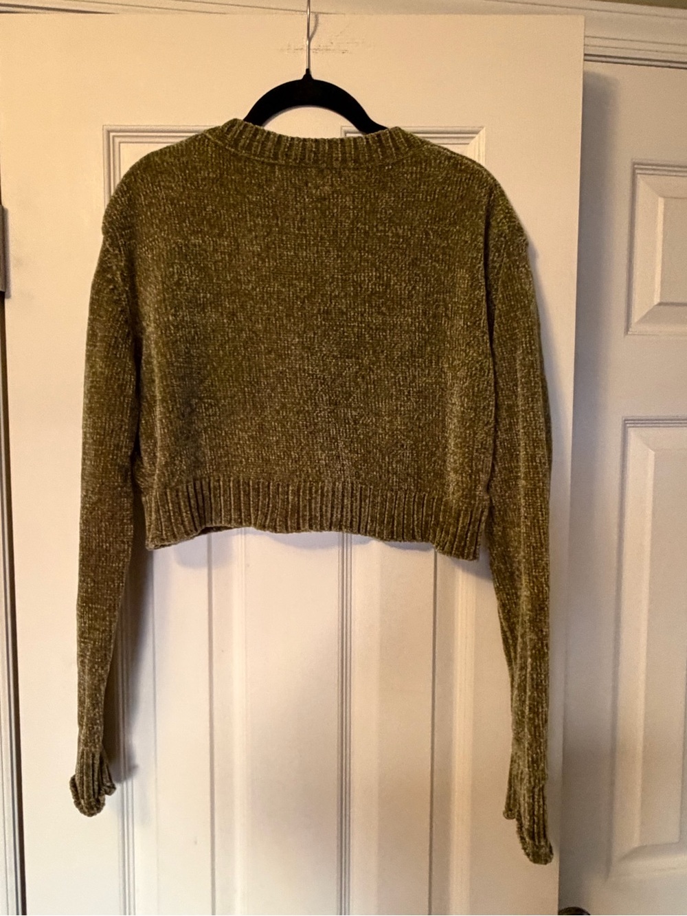Urban Outfitters Maura Chenille Cropped Cardigan Size Small - Picture 3 of 6